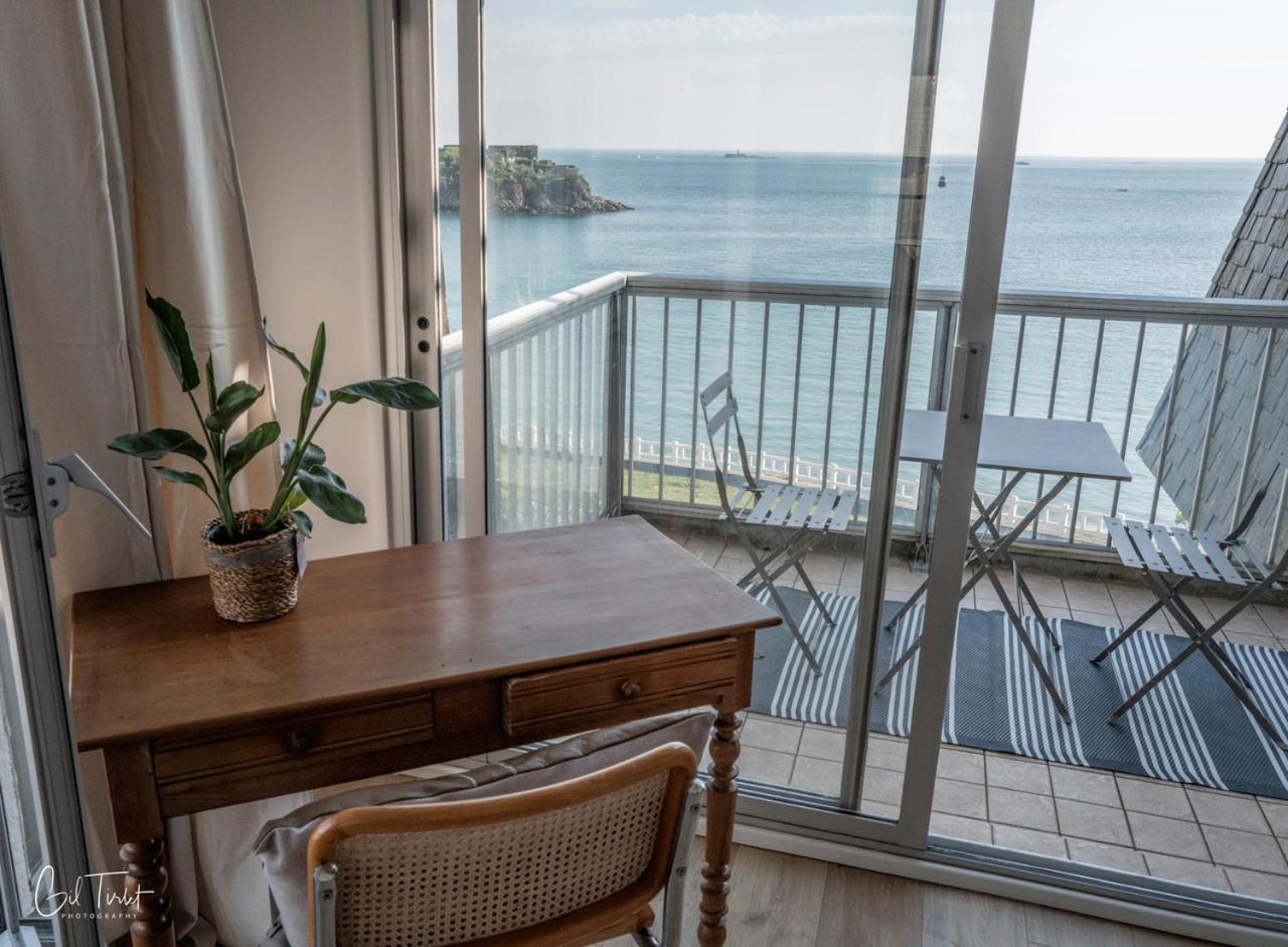 Appartement Pied Dans L'Eau - La Comtesse サン・ケ・ポルトリユー エクステリア 写真