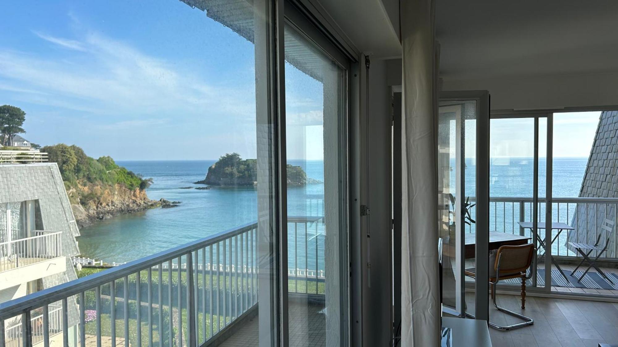 Appartement Pied Dans L'Eau - La Comtesse サン・ケ・ポルトリユー エクステリア 写真